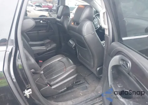 2015 Buick Enclave Premium z USA, uszkodzony, nr VIN 5GAKVCKD9FJ124610